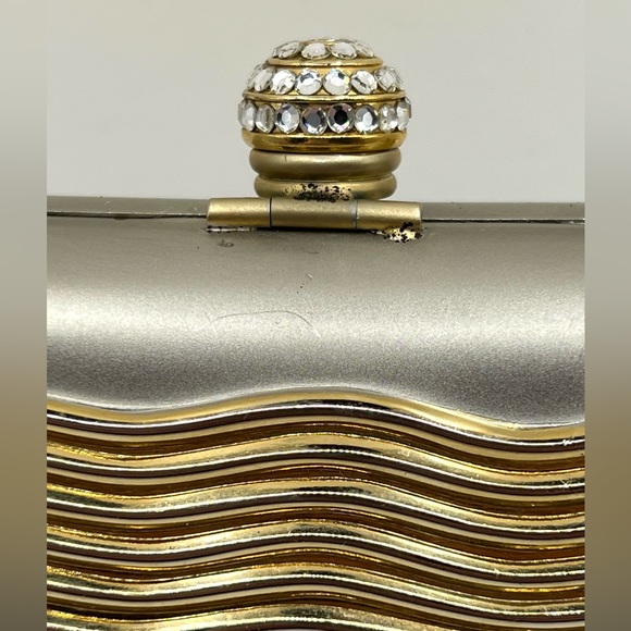 Vintage Sasha Hard Clutch Gold Tone with Chain Strap - Picture 8 of 13